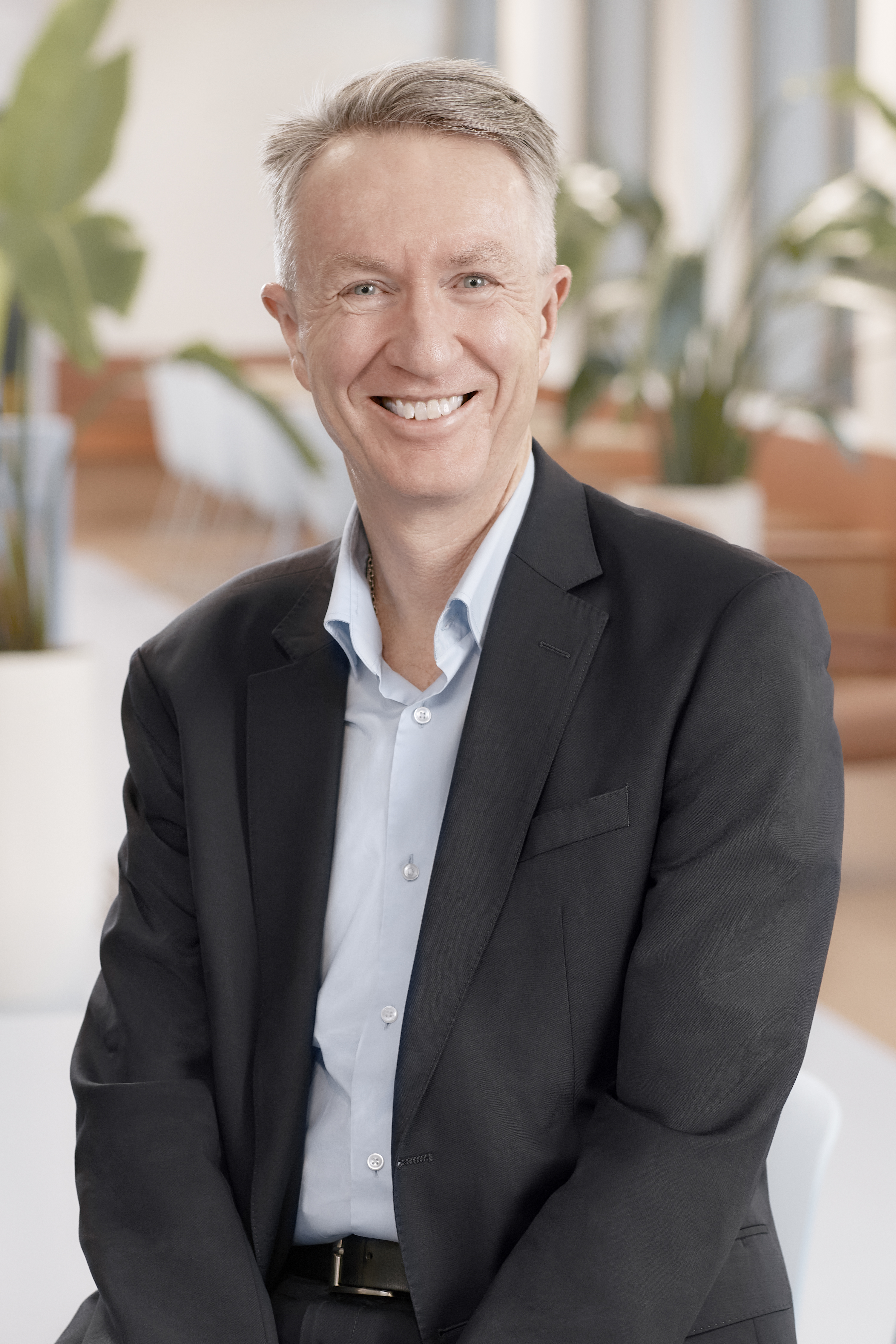 Glen Noonan headshot